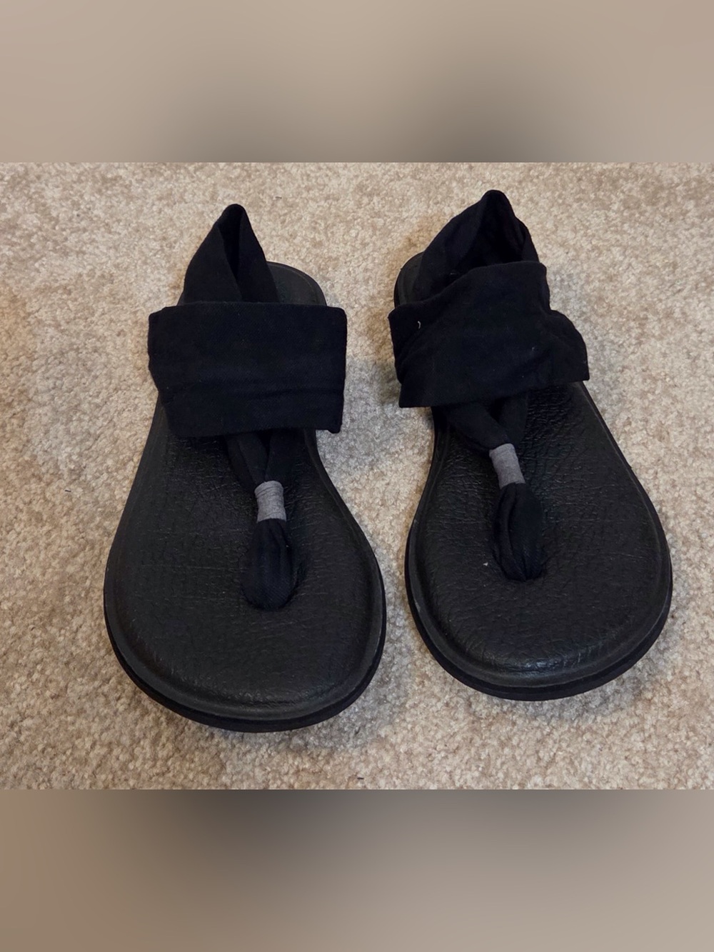 Women’s Sanuk Black Sling Back Sandals Size 9